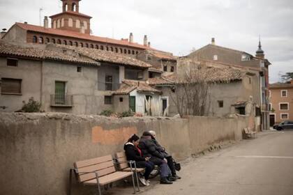 España tiene una de las tasas de natalidad más bajas de la UE. La migración ayuda a contrarrestar el envejecimiento de su población.