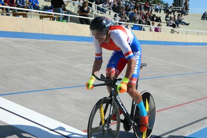 Especialista en la prueba de velocidad del kilómetro, ahora Suárez se abre al keirin, para ampliar sus posibilidades de ser atleta olímpico.