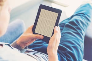 La elección que puede alterar el sueño, reducir la melatonina y cambiar la calidad del descanso nocturno