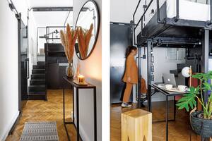 Espejo circular y consola de hierro con jarrón de vidrio (todo de Vint Market), bandeja de cemento (Mancha Objetos), vela y difusor (Bohemia Velas).