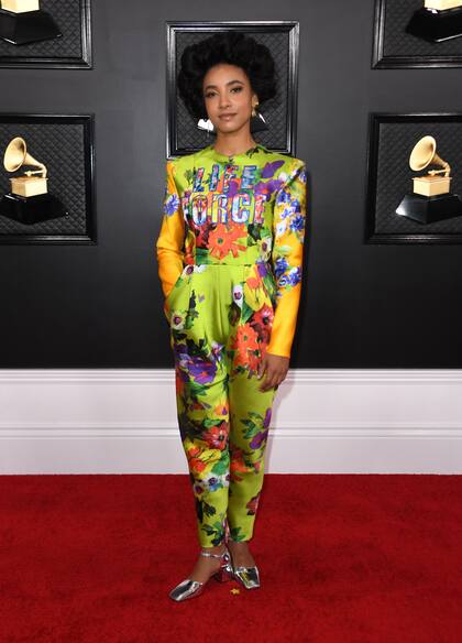 Esperanza Spalding floreada