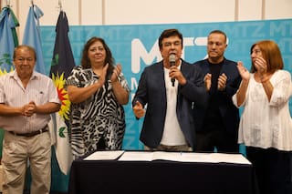 Sin reelección, Espinoza apuesta a mostrar apertura en La Matanza y posicionarse para 2027