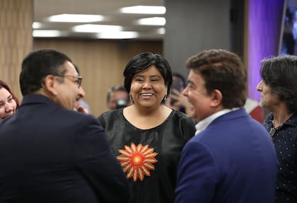 En plena negociación por la reforma tributaria, intendentes de todo el país piden bajar el IVA a la mitad - Image 2