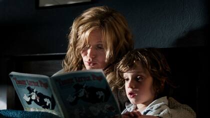 Essie Davis y Noah Wiseman en The Babadook