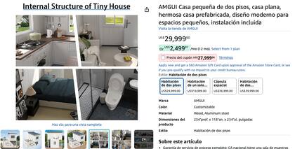 Esta casa de dos pisos incluye un baño, un dormitorio, cocina, sala de estar y un balcón en la planta superior, con un precio de US$29.999