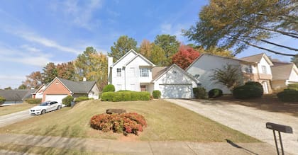 Esta casa ubicada en 3455 Shady Woods Cir, Lawrenceville (Georgia), está asociada a las transferencias de TourProdEnter y a la academia de fútbol de José Almaraz