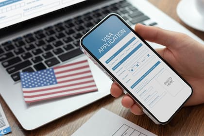 Esta categoría de visa se aplica a las personas que quieren prestar servicios en un campo especializado en EE.UU.