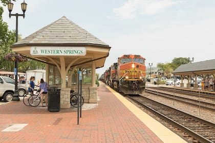 Esta ciudad de Illinois que encabezó el listado posee uno de los promedios de ingresos familiares más altos de EE.UU.