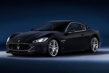 Esta coupé italiana cuenta con un potente motor V8 que alcanza una velocidad máxima de casi 300 km/h