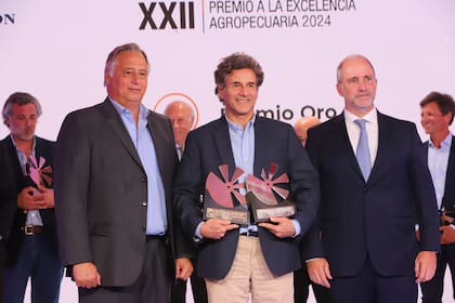 Esta distinción, con casi 25 años de trayectoria, busca resaltar la labor de los hombres y mujeres del campo, las empresas y proyectos que se destacaron durante el último año