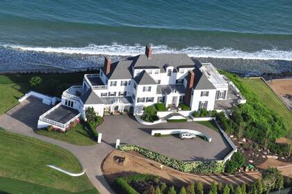 Esta es la casa frente al mar que Taylor Swift planea remodelar y ampliar