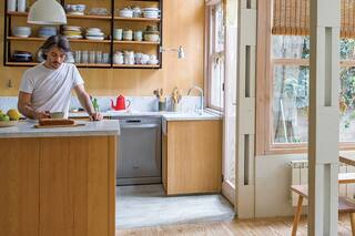 De buena madera. Una casa renovada por sus dueños de modo artesanal