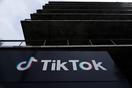 Esta fotografía del 17 de marzo de 2023 muestra el edificio de TikTok Inc. en Culver City, California. (AP Foto/Damian Dovarganes, archivo)