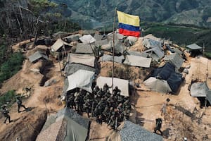 Los combates entre ELN y disidentes de FARC dejan al menos nueve muertos en Colombia