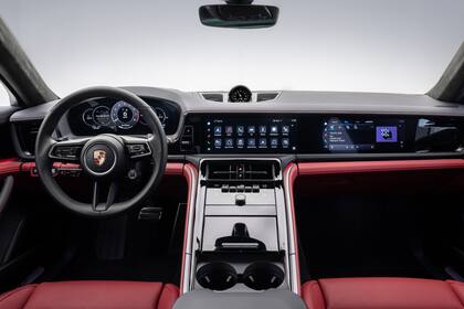 Esta generación del Porsche Panamera incorpora una segunda pantalla para el acompañante