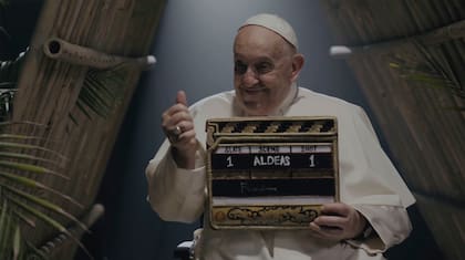 Esta imagen proporcionada por Aldeas Scholas Films muestra al papa Francisco. (Aldeas Scholas Films vía AP)