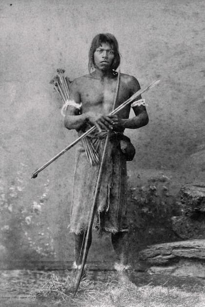 Esta imagen se estima de 1878. Los Wichí, habitan ancestralmente la región del Chaco, del lado argentino y en menor número en Bolivia.