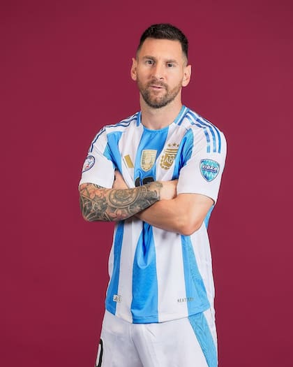 "Está listo", así y con ese eslogan posa Lionel Messi de cara al debut del miércoles con Canadá