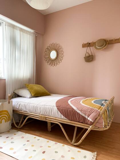 Esta marca se destaca por sus estampas sostenibles y géneros resistentes.