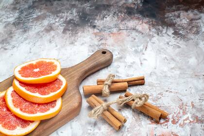 Esta mezcla es la aliada perfecta para impregnar la casa con un rico aroma natural