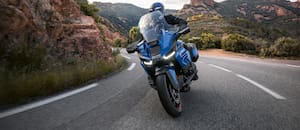 Lanzan una moto pensada para viajes largos en ruta con mucha tecnología