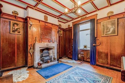 "Esta peculiar propiedad es sin duda única", sostiene el aviso de venta de la propiedad de Bristol