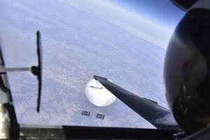 La selfie que muestra a un piloto de EE.UU. sobre el “globo espía” chino