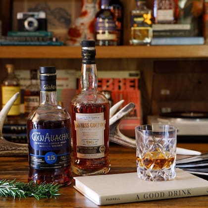 Esta tienda online ofrece una increíble selección de etiquetas de whisky, así como accesorios y cristalería para elevar el disfrute al máximo.