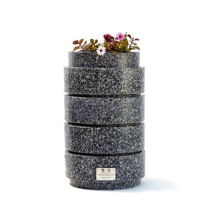 Esta versión de compostera es ideal para una familia.