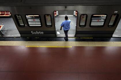 Los paros de los metrodelegados cumplieron un record en 2012, logrando interrumpir el servicio durante diez días seguidos