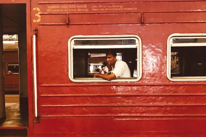 Estación de Colombo, tren rumbo a Galle