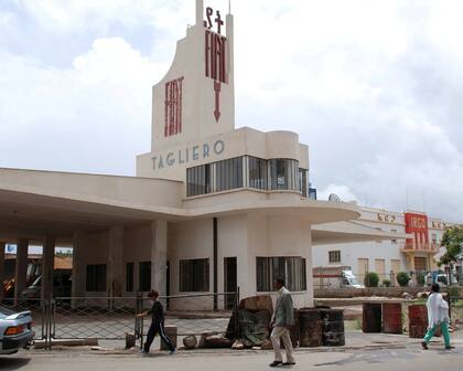 Estación de servicio ubicada en Asmara, Eritrea.