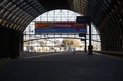 Estación de trenes de Retiro sin movimiento