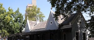 El hacendado que donó una porción de terreno para que pasara el ferrocarril pero puso una condición ineludible