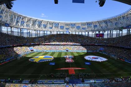 Estadios con wifi gratis y redes bajo control