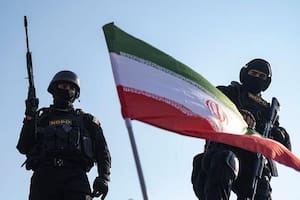 Irán no puede derrotar a EE.UU. militarmente, pero así planean sobrevivir sus líderes