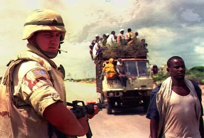 Estados Unidos sufrió en Somalia una derrota militar en 1993 que inspiró la película "Black Hawk derribado"