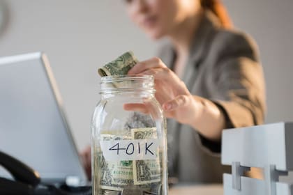 Estados Unidos también tiene un programa jubilatorio patrocinado por empleadores pero es de carácter opcional