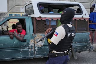 Estalla violencia cuando pandilla se enfrenta a vigilantes en localidad haitiana