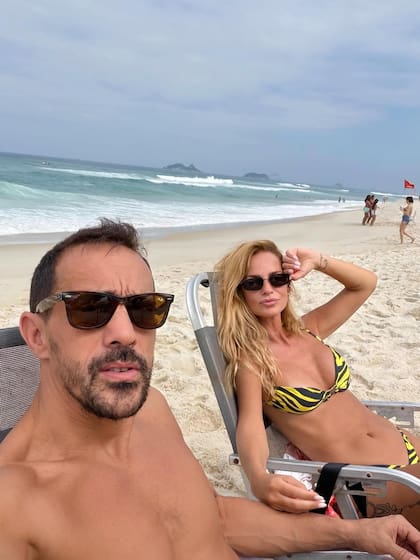 "Estamos bárbaro. Nos divertimos y nos reímos. Está buenísimo", dijo el exfutbolista (Foto: Instagram @rojassasi)