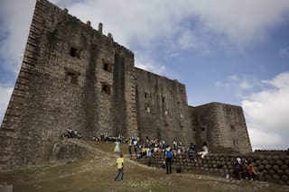 Estampida en fortaleza en una montaña de Haití deja al menos 25 muertos y decenas de heridos
