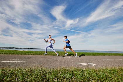 Están quienes consideran que sin importar el objetivo que se persiga en el gimnasio, practicar skipping siempre es una buena opción para activar el cuerpo