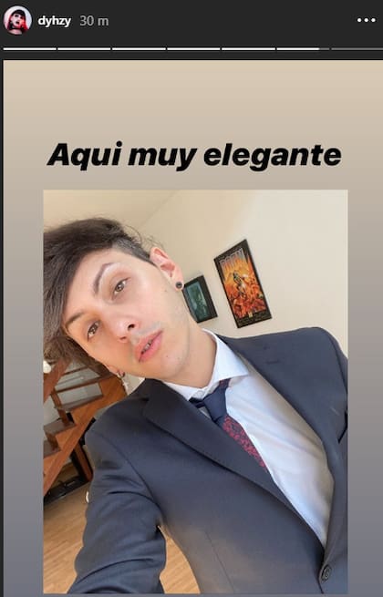 Estanislao Fernández se vistió de traje para asistir a la asunción presidencial de su padre