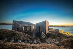 Estas 10 casas permiten dormir bajo la aurora boreal