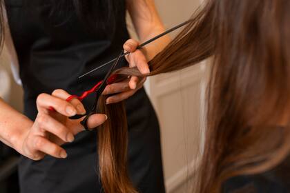 Estas son las mejores fechas para pasar por la peluquería en abril, según el calendario lunar