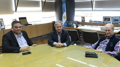 Estatales acordaron con el gobierno una paritaria anual del 20%