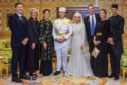 Este año, acompañando a la princesa Azemah Bolkiah de Brunéi –con quien trabaja en la actualidad– el día de su boda con el príncipe Pengiran Muda Bahar. También estaban el polista Alejandro Agote y su mujer, Anita Bereciartúa.
