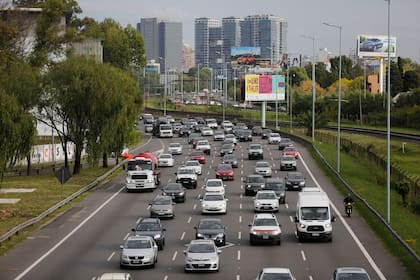 Este año los vehículos híbridos en la Ciudad con una valuación fiscal superior a $60.000.000 deben abonar la totalidad del impuesto
