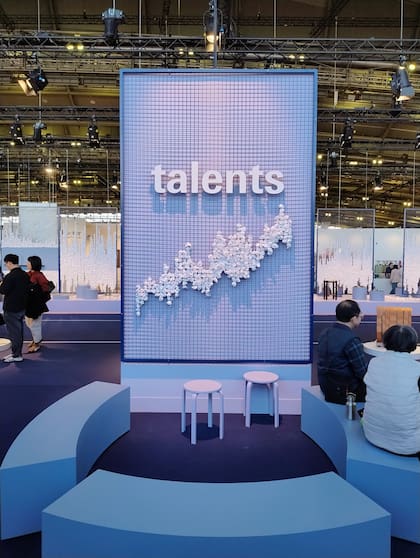 Este año se cumplieron 25 años del surgimiento de Talents, y se festejó con una puesta en escena particularmente bella para celebrar el encuentor de jóvenes diseñadores con la industria.