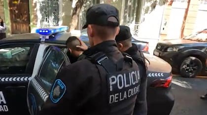 Este anuncio consolida el traslado de asuntos internos hacia la Policía de la Ciudad, iniciado en 2016